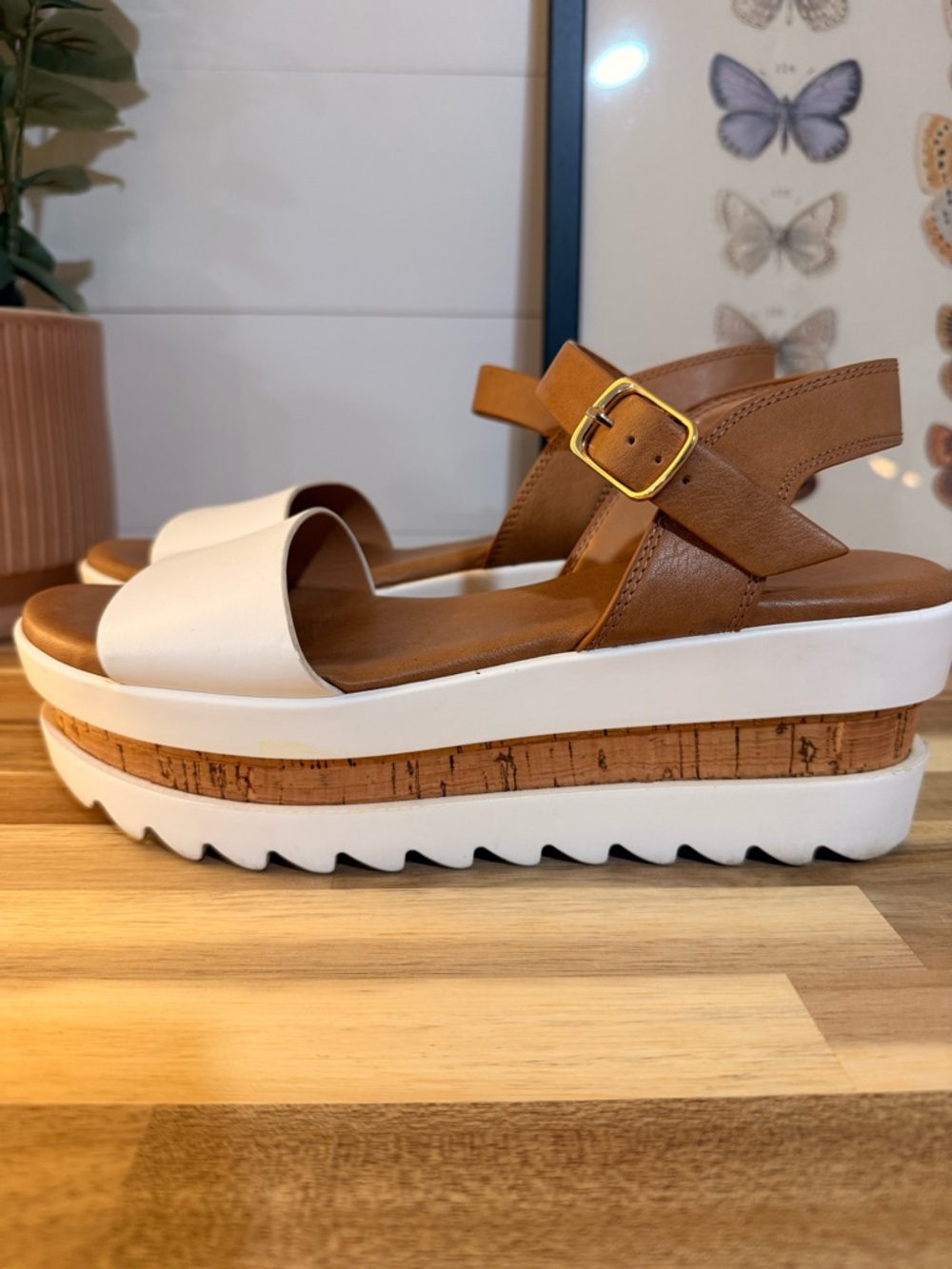 Aldo White and Tan Platform Slingback Sandals - Picture 4 of 6